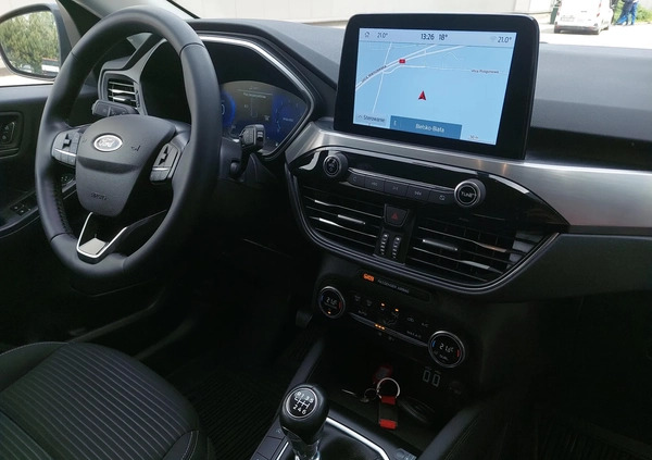 Ford Kuga cena 105000 przebieg: 12835, rok produkcji 2021 z Ćmielów małe 704
